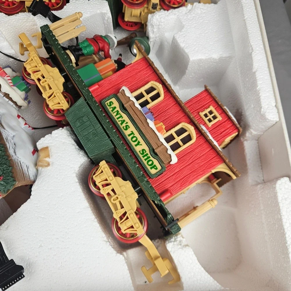 New Bright Musical Holiday Express Electric Animated‎ Train Set No. 386 Santa Fe